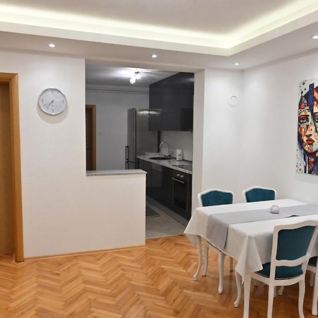 Ferienwohnung Apartman Felix Laktaši Exterior foto