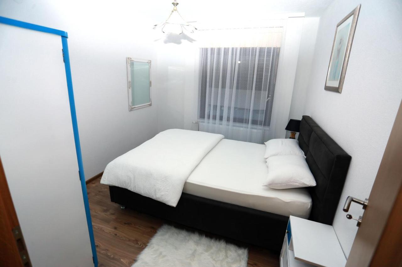 Ferienwohnung Apartman Felix Laktaši Exterior foto