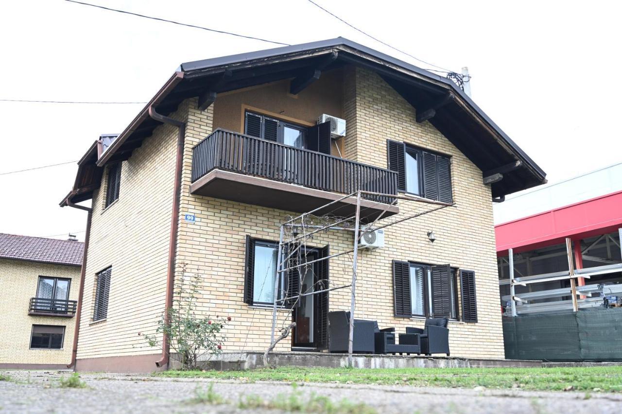 Ferienwohnung Apartman Felix Laktaši Exterior foto