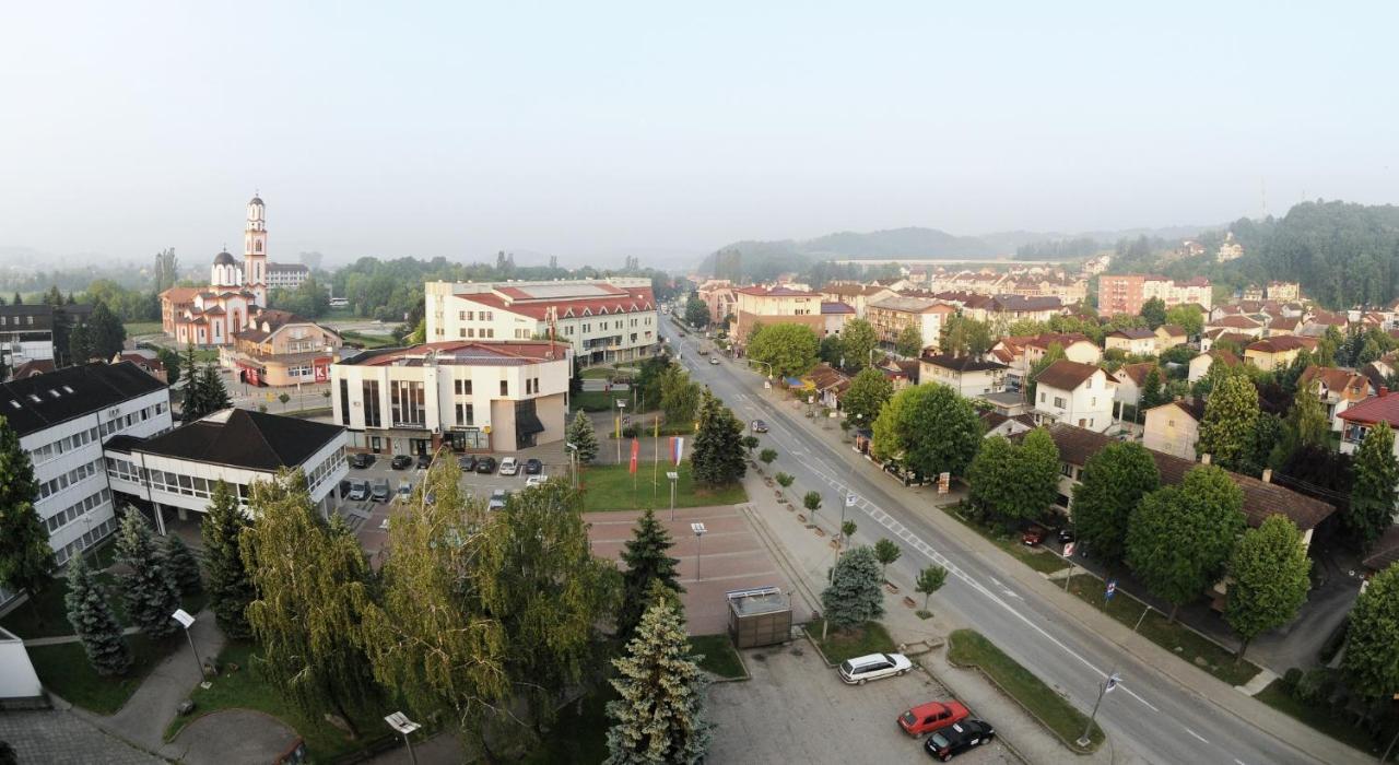 Ferienwohnung Apartman Felix Laktaši Exterior foto